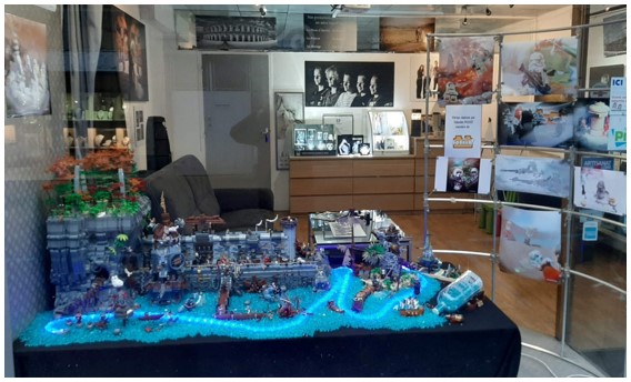 Vitrine réalisée pour le magasin «&nbsp;Déclic Photo&nbsp;» à Rive-de-Gier